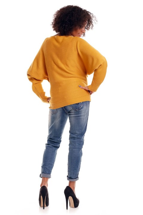 Sweter model 70003C Mustard - PeeKaBoo