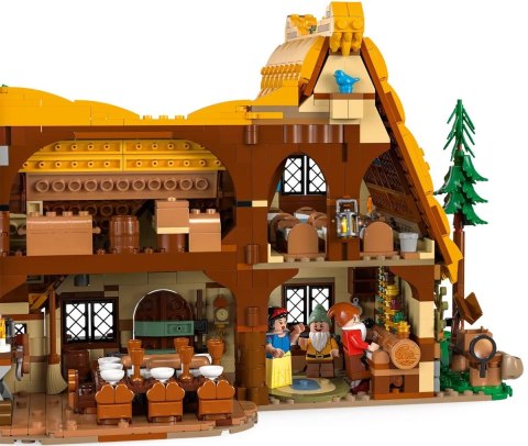 LEGO 43242 Disney Chatka Królewny Śnieżki i siedmiu krasnoludków