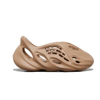 Adidas Yeezy Foam RNNR- GV6774, Brązowy