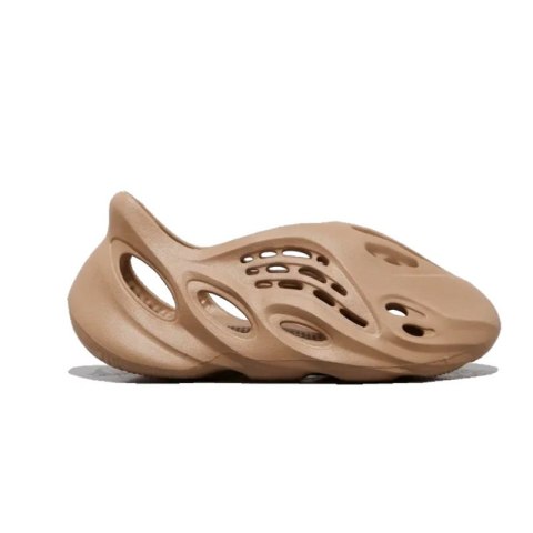 Adidas Yeezy Foam RNNR- GV6774, Brązowy