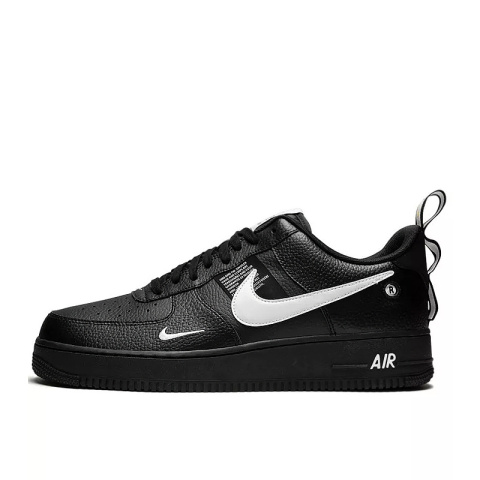 Air Force 1 07 LV8 Utility - Czarne AR1708-001