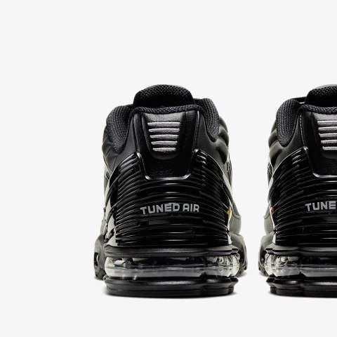 NIKE Air Max Plus TN III - Czarne Black & Wolf Grey CJ9684-002