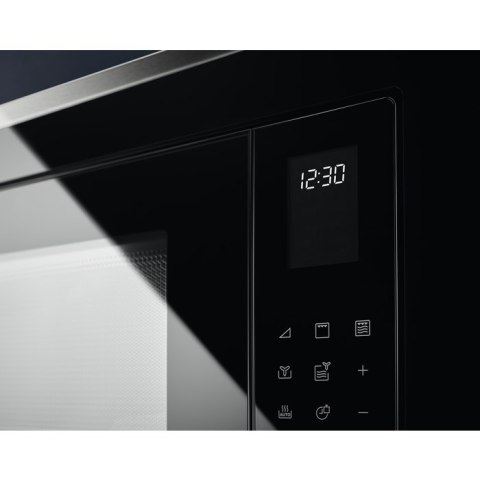 Kuchenka mikrofalowa ELECTROLUX LMS4253TMK