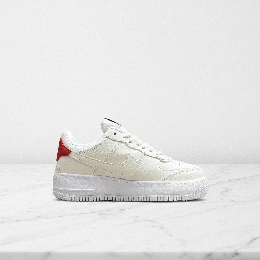 Nike Air Force 1 Shadow w kolorze biało czerwonym, wygodne sneakersy unisex na co dzień, skórzana cholewka, CI0919-003