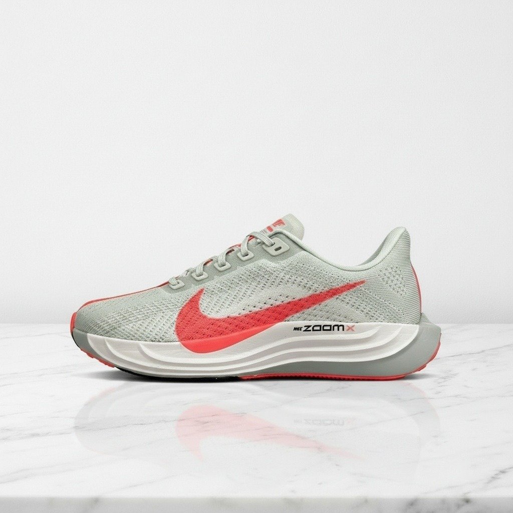 Buty do biegania Nike ZoomX Pegasus Plus Hot Punch, unisex, wygodne na co dzień, lekkie i przewiewne, szaro-czerwone, FQ7262-001