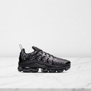 Buty męskie Nike Air VaporMax Plus Geometric Black White, wygodne na co dzień, siatkowa cholewka, czarno-szare 924453-017