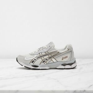 Buty sportowe ASICS GEL-NYC Glacier Grey White dla niego i dla niej, wygodne na co dzień, biało srebrne, sneakersy unisex, 1203A542-100