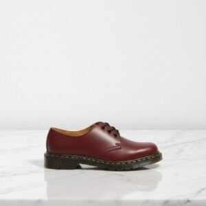 Buty na co dzień Dr. Martens 1461 Cherry Red Smooth, skórzane półbuty unisex w bordowym kolorze, wygodne na cały dzień 11838600