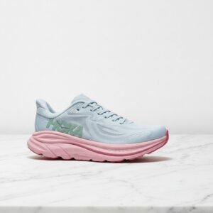 Hoka Clifton 10 na co dzień