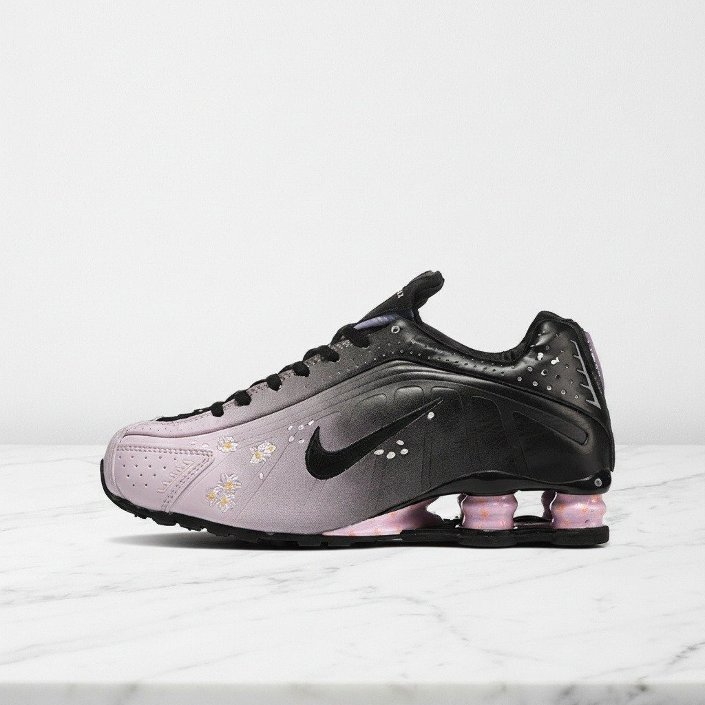 Buty damskie Nike Shox R4 Sakura na co dzień, różowo-czarne, wygodna amortyzacja w pięcie, sneakersy lifestyle IB8872-600