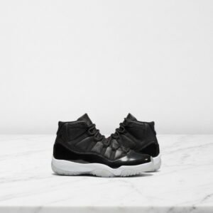 Buty Air Jordan 11 72-10 na co dzień, unisex, czarno-białe, skóra i syntetyk, wygodna amortyzacja Air 378037-002