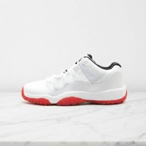 Buty Air Jordan 11 Low White Varsity Red, biało czerwone sneakersy na co dzień, unisex, wygodne na każdą okazję, 528895-101