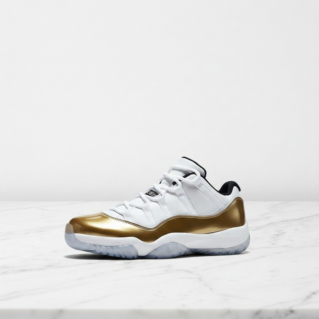 Buty Air Jordan 11 Retro Low Metallic Gold Coin na co dzień, unisex, biało-złote, wygodne, lekkie, 528895-103