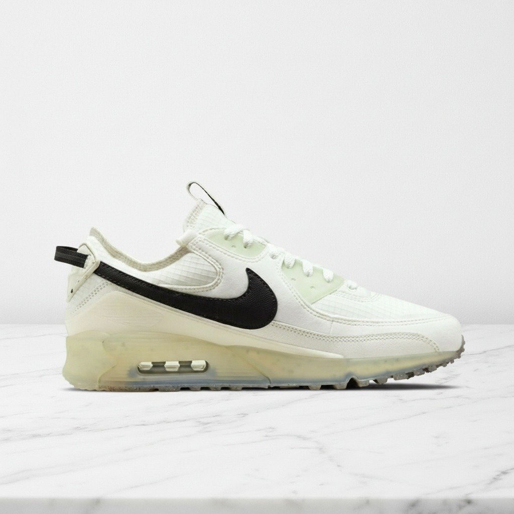 Buty sportowe Nike Air Max 90 Terrascape Sail Black, wygodne sneakersy unisex na co dzień, biel i czerń DH2973-100