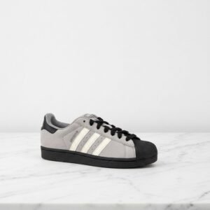Buty Adidas Originals Superstar II, szare z czarnym, unisex, wygodne na co dzień, zamsz i skóra, gumowa podeszwa JQ3222