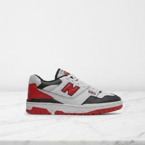 Buty New Balance 550 na codzień, wygodne sneakersy unisex w biało-czerwonej kolorystyce, skóra i siatka BB550HR1