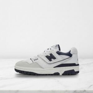 Buty New Balance 550 White Navy dla niego i dla niej, wygodne sneakersy na co dzień, biało-granatowe, skóra i zamsz BB550WA1