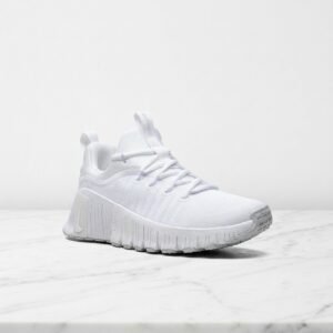 Nike Free Metcon 6 Platinum Tint, wygodne sneakersy unisex na siłownię i co dzień, biało-szare, przewiewna siatka FJ7126-101