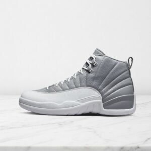 Sneakersy Air Jordan 12 Retro Stealth dla niego, wygodne na co dzień, biało szare, tekstylna cholewka z eko skórą, CT8013-015
