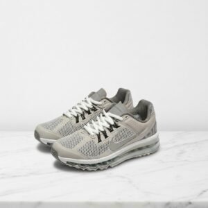 Nike Air Max 2013 na każdą okazję, wygodne sneakersy unisex w kolorze szaro białym FZ4140-025