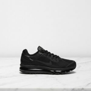 Nike Air Max 2013 Triple Black, wygodne czarne sneakersy unisex na co dzień, lekka cholewka, amortyzacja w pięcie FZ3156-010