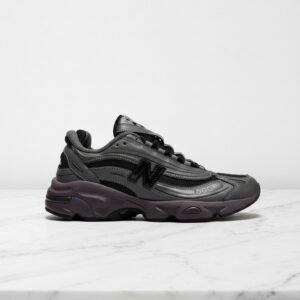 Buty New Balance 1000 w kolorze Magnet Plum Brown