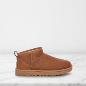 Wygodne śniegowce UGG Classic Ultra Mini Chestnut, brązowe, unisex, na co dzień do ocieplanych stylizacji zimowych 1116109-CHE