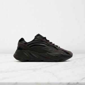 Buty Adidas Yeezy Boost 700 V2 Vanta na co dzień