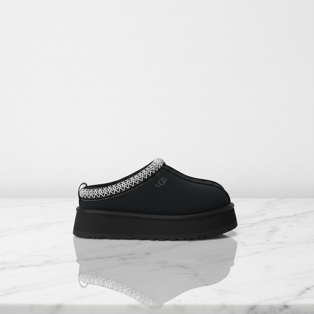 Kapcie UGG Tazz Black dla kobiet, wygodne na co dzień, miękki zamsz, czarne, idealne do domu i na krótki spacer, 1174471-BLK