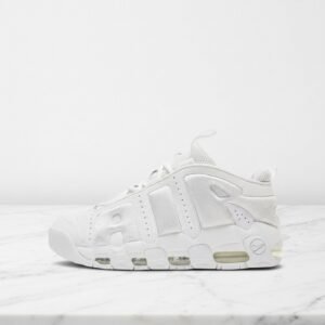 Nike Air More Uptempo Low Triple White, wygodne sneakersy unisex na co dzień, biel, duży napis AIR, FZ3055-100