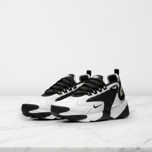 Sneakersy Nike Zoom 2K, biel z czernią, lekkie i wygodne na cały dzień, pasują do jeansów i dresów AO0269-101