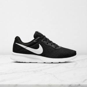 Buty Nike Tanjun Black na co dzień
