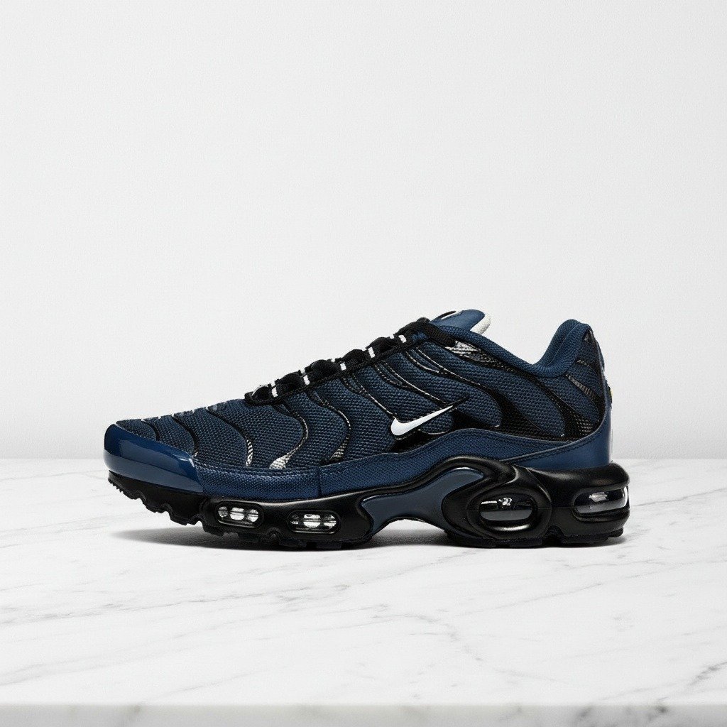 Buty męskie Nike Air Max Plus na co dzień, granatowo-czarne, siatka i syntetyk, wygodna guma DC6094-400