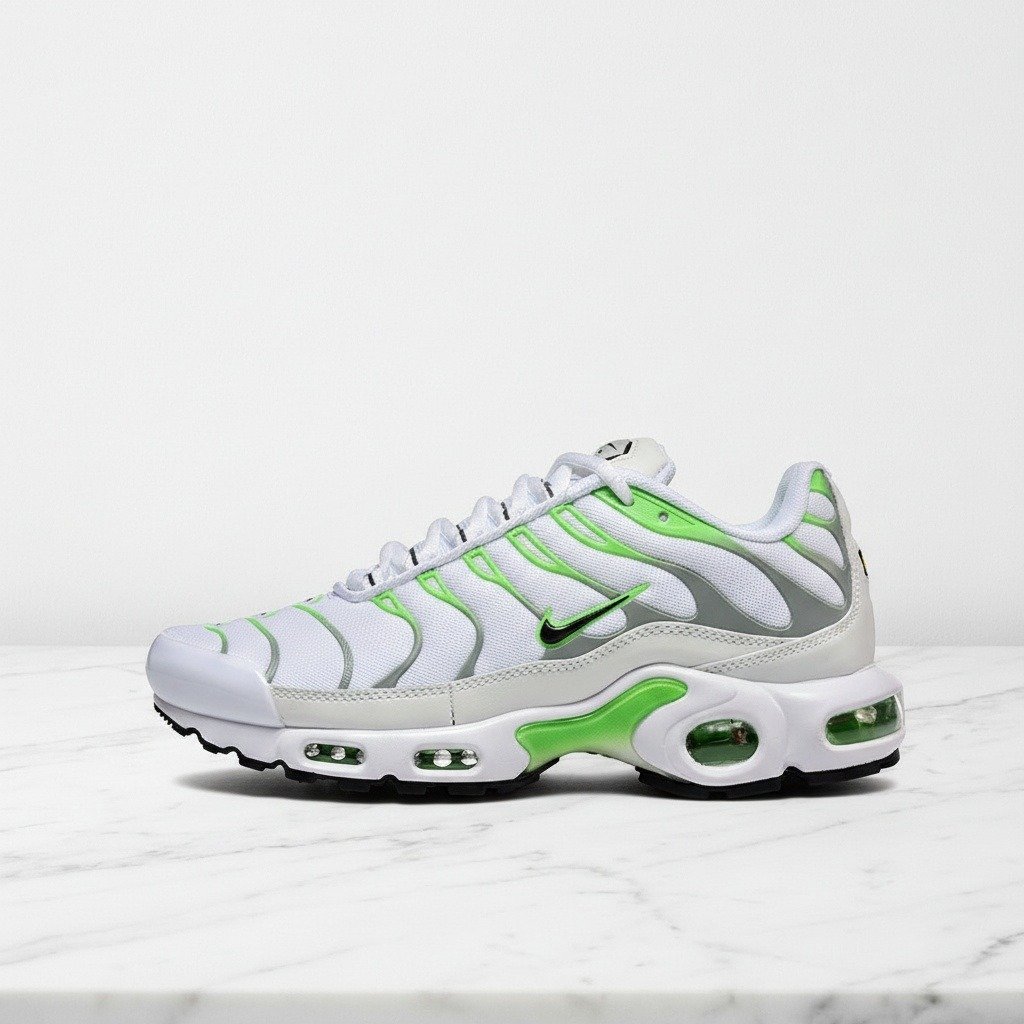 Nike Air Max Plus Photon Dust Green Strike, wygodne sneakersy męskie na co dzień, biało zielone DZ3671-001
