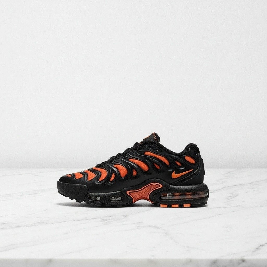 Sneakersy męskie Nike Air Max Plus Drift Off Noir/Hyper Crimson/Black Dragon czarny, pomarańczowy FD4290-010