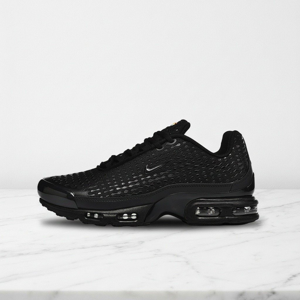 Sneakersy męskie Nike Air Max Plus VII czarny HQ2197-001