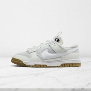 Nike Dunk Low Remastered White Gum, wygodne sneakersy unisex na co dzień, biało-beżowe z gumową podeszwą, DV0821-001