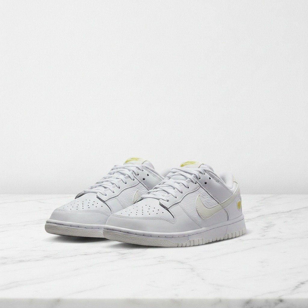 Buty Nike Dunk Low Yellow Heart na co dzień, biało-żółte sneakersy unisex, wygodna pianka i miękki kołnierz kostki, FD0803-100