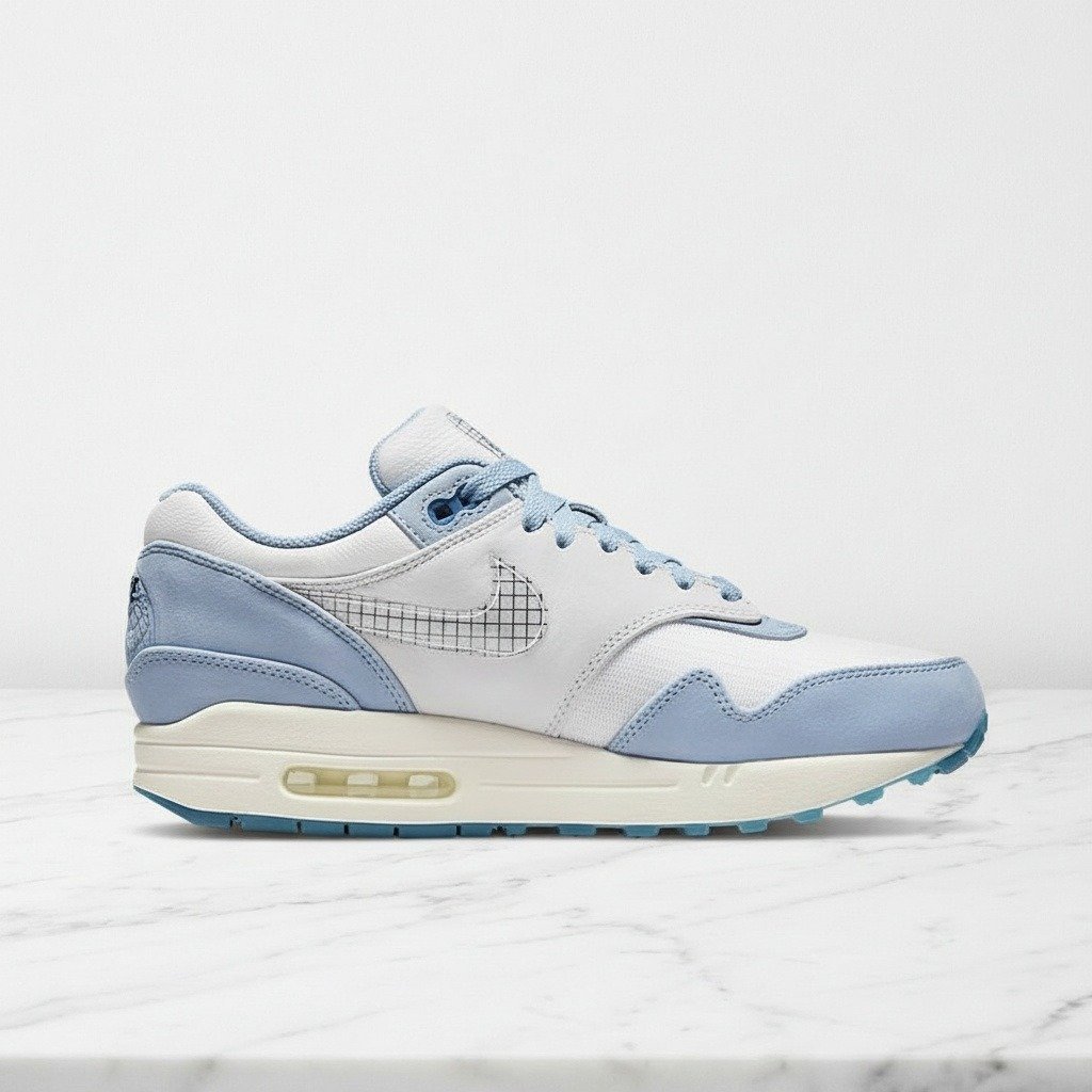 Nike Air Max 1 Blueprint na co dzień, wygodne sneakersy unisex, biało-niebieskie, siatka i zamsz, pasują do casualowych stylizacji DR0448-100