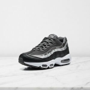 Buty męskie Nike Air Max 95 Black Metallic Silver na co dzień, wygodne sneakersy srebrno czarne, siatka i eko skóra IB6398-002